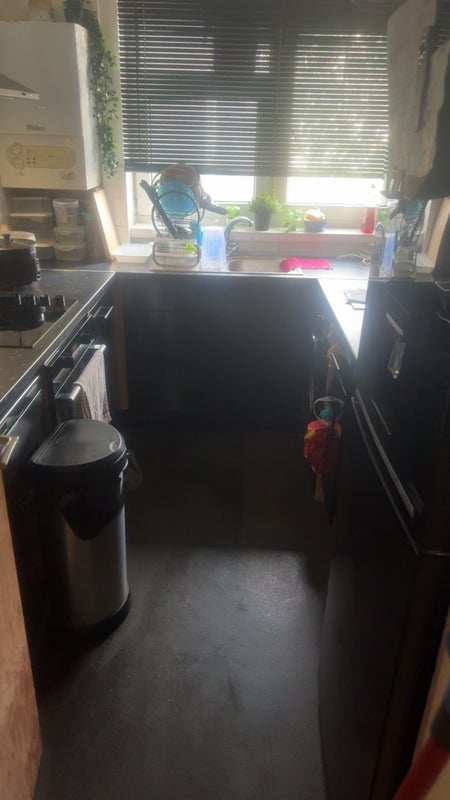 Room Studley Road in Greater London