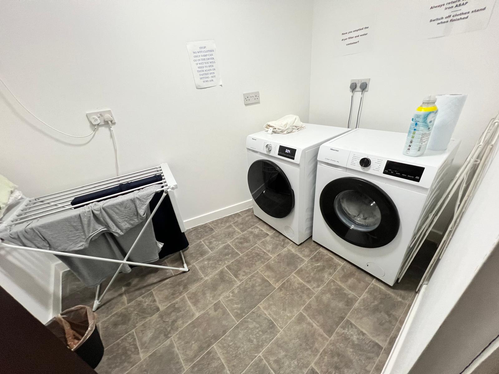 Room Pennant Road in Sandwell