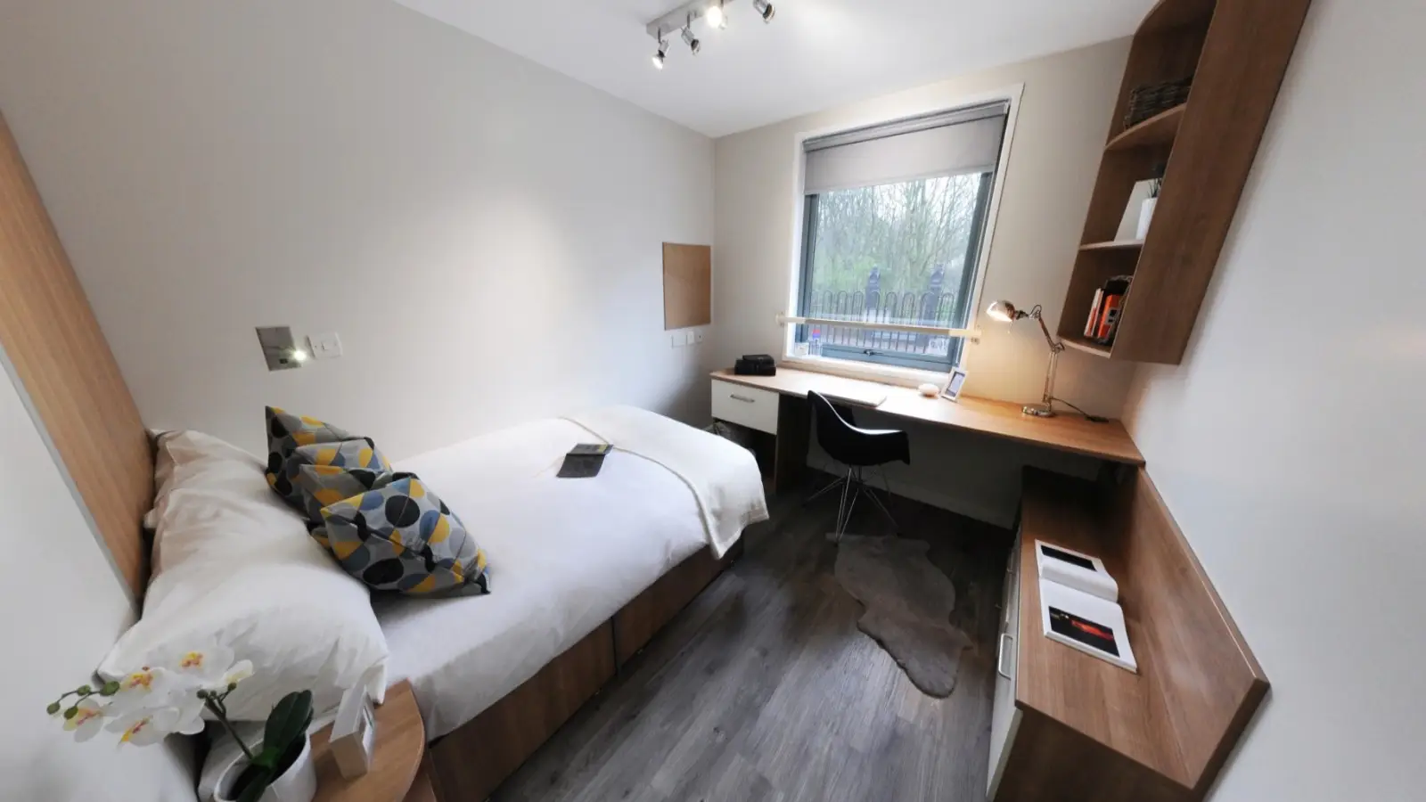 Room Yoke Close in Greater London