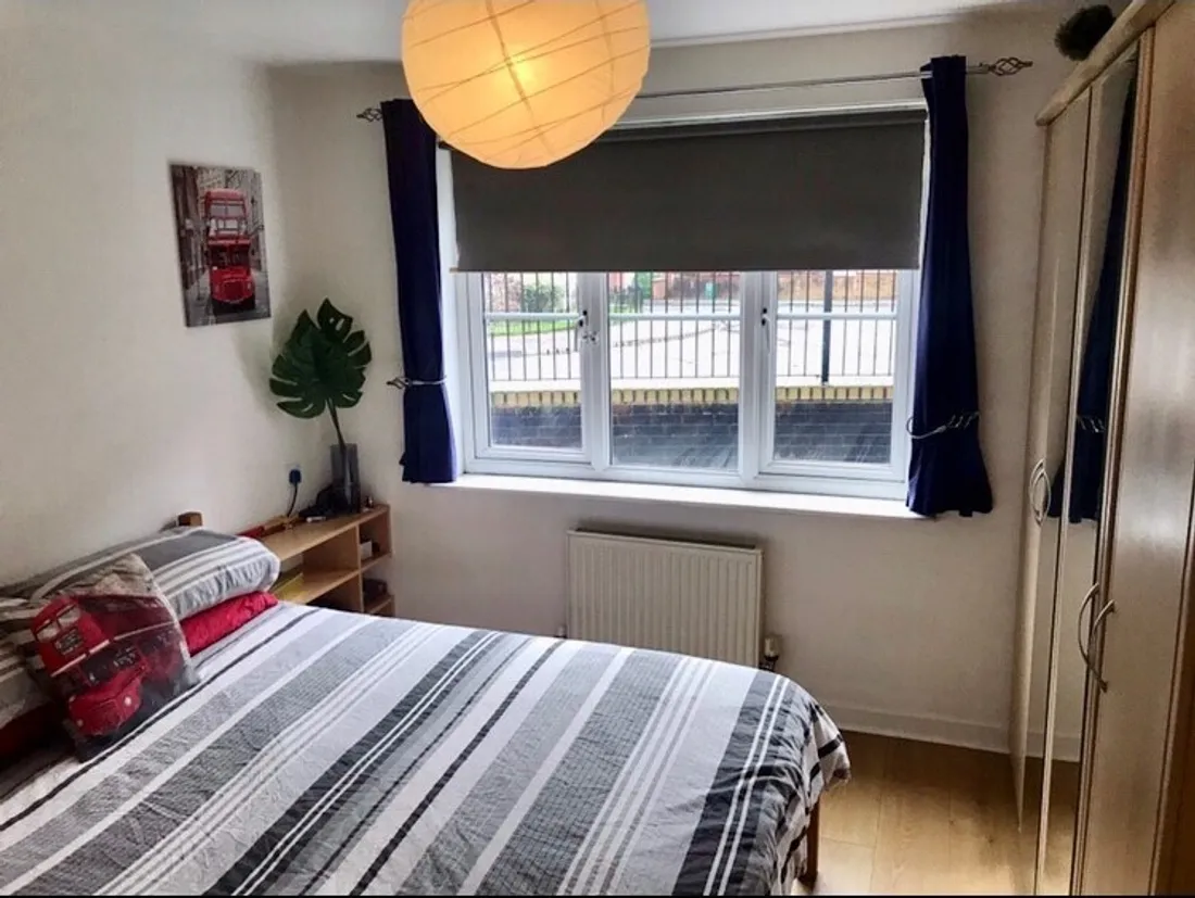 Flat Coed Celynen Drive in Abercarn
