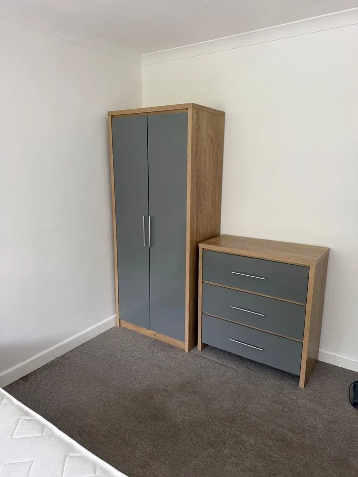 Room Exeter Close in Stevenage