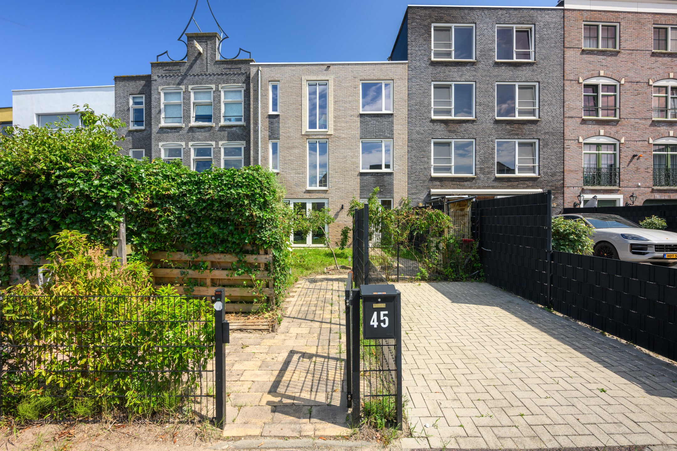 Huis Aresstraat 45 in Almere