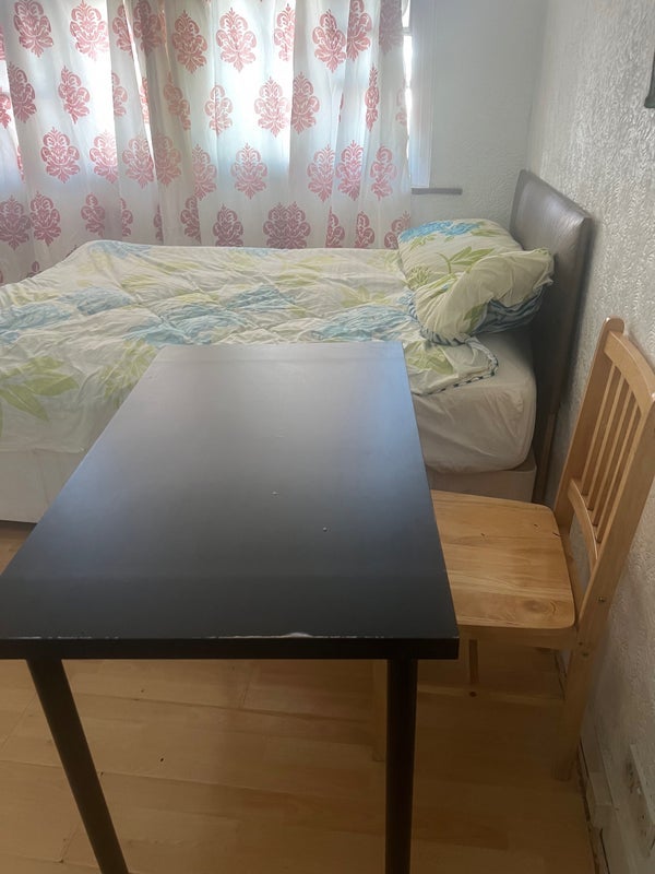 Room Pasteur Gardens in Greater London