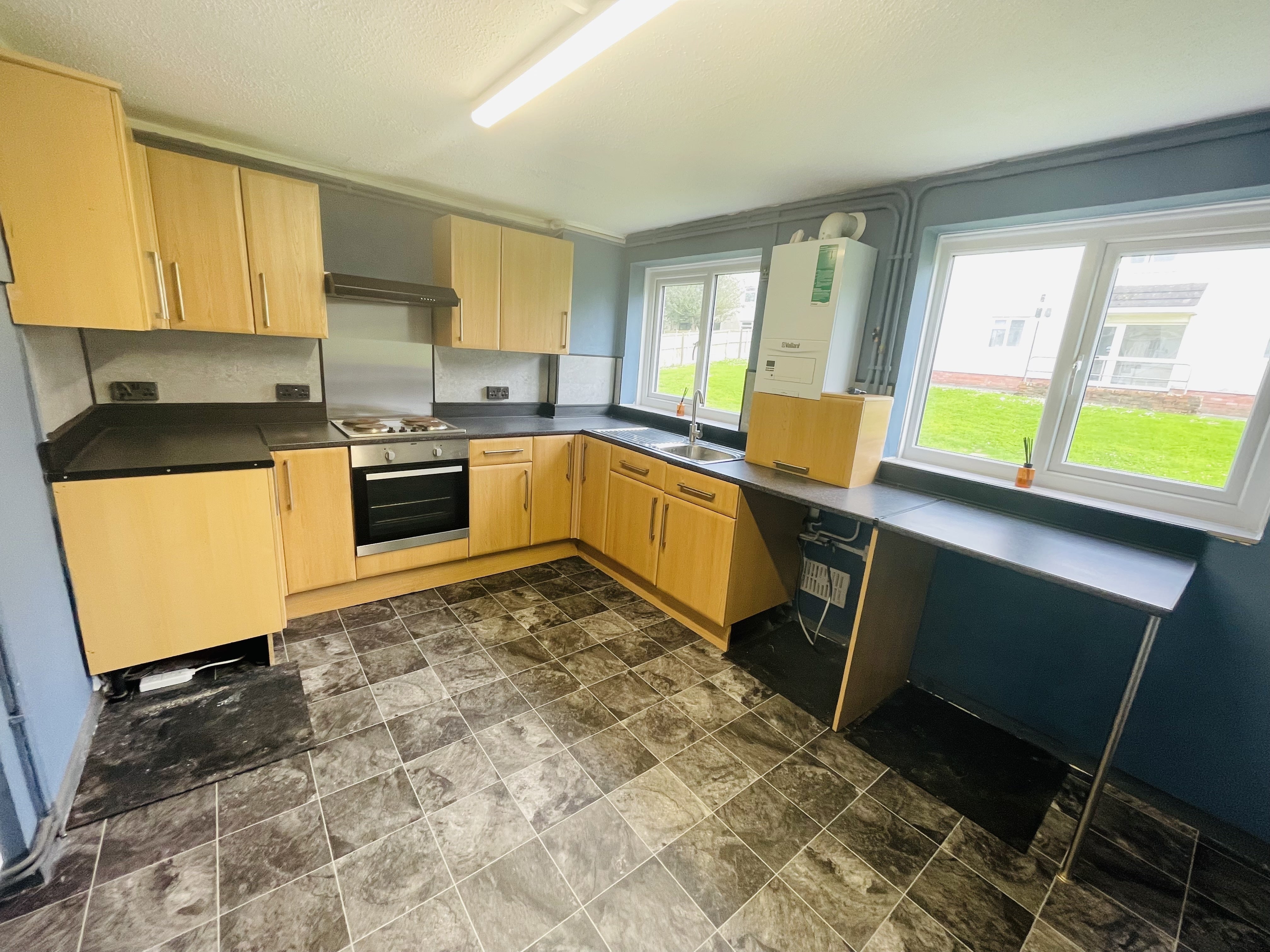 Flat Peregrine Close in Haverfordwest