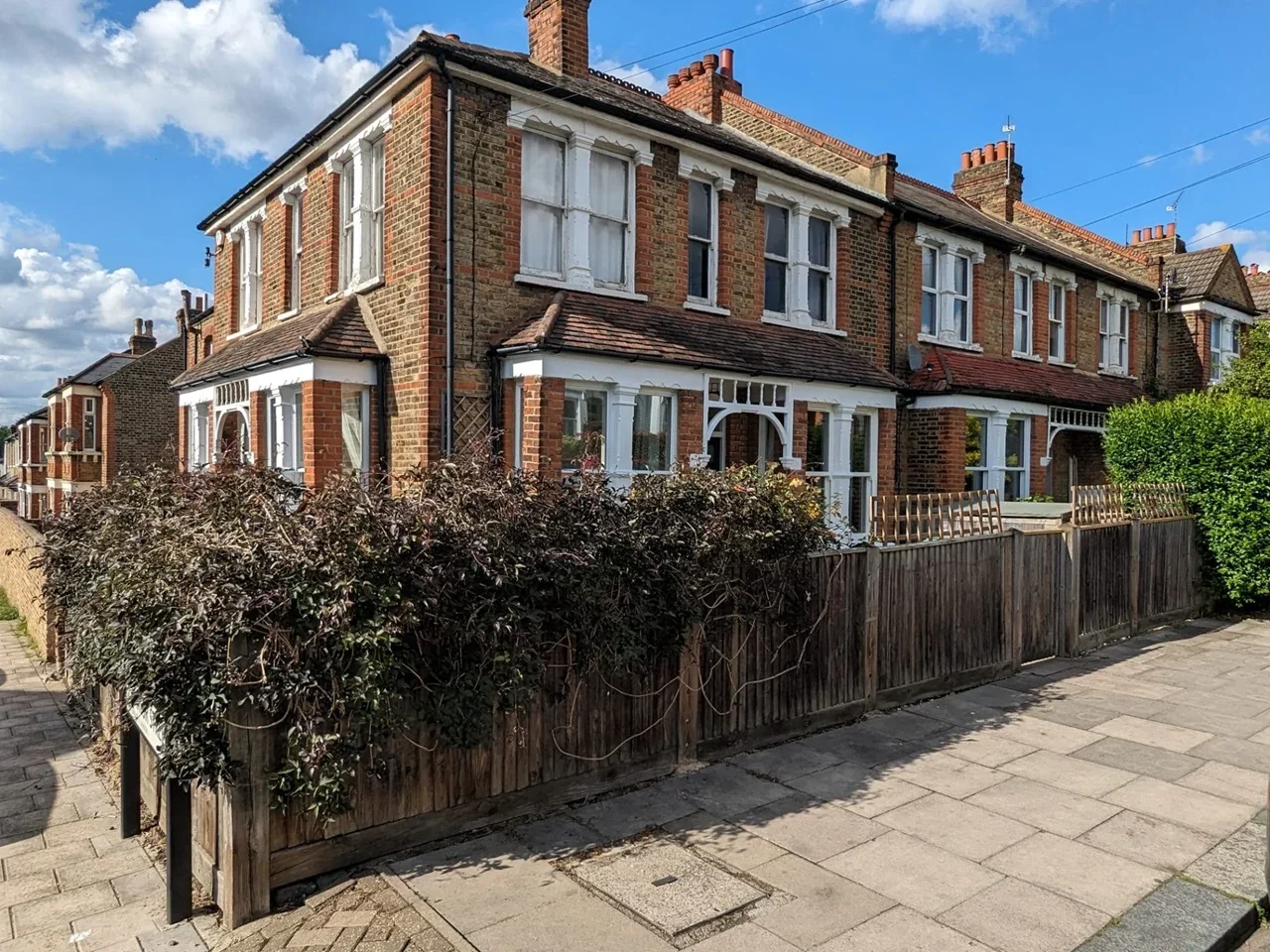 Flat Codrington Hill in Greater London