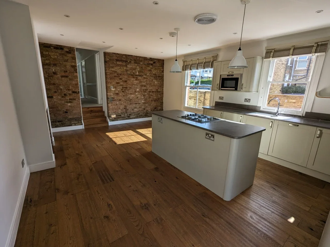 Flat Codrington Hill in Greater London