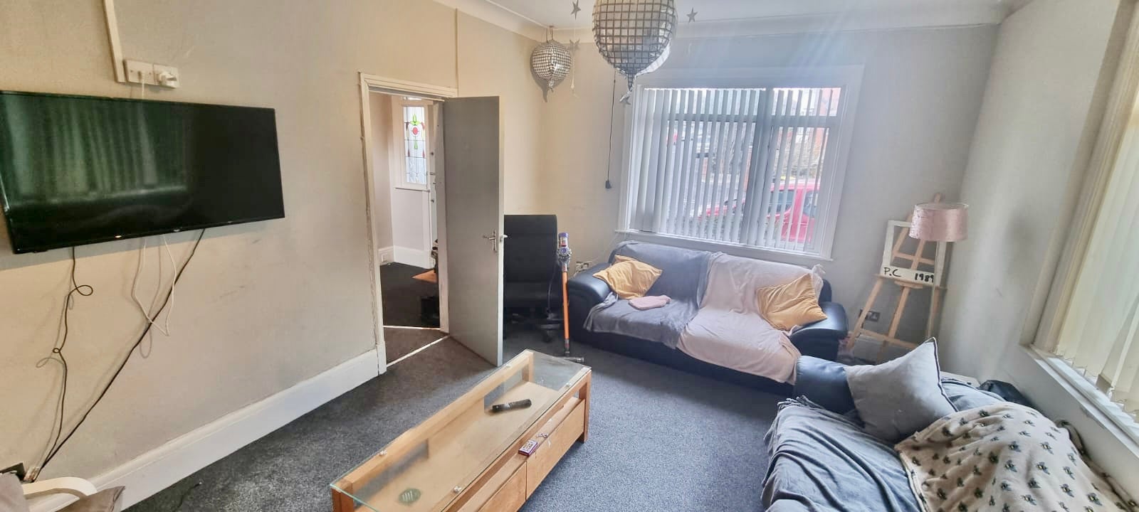 House Ash Crescent in Leeds