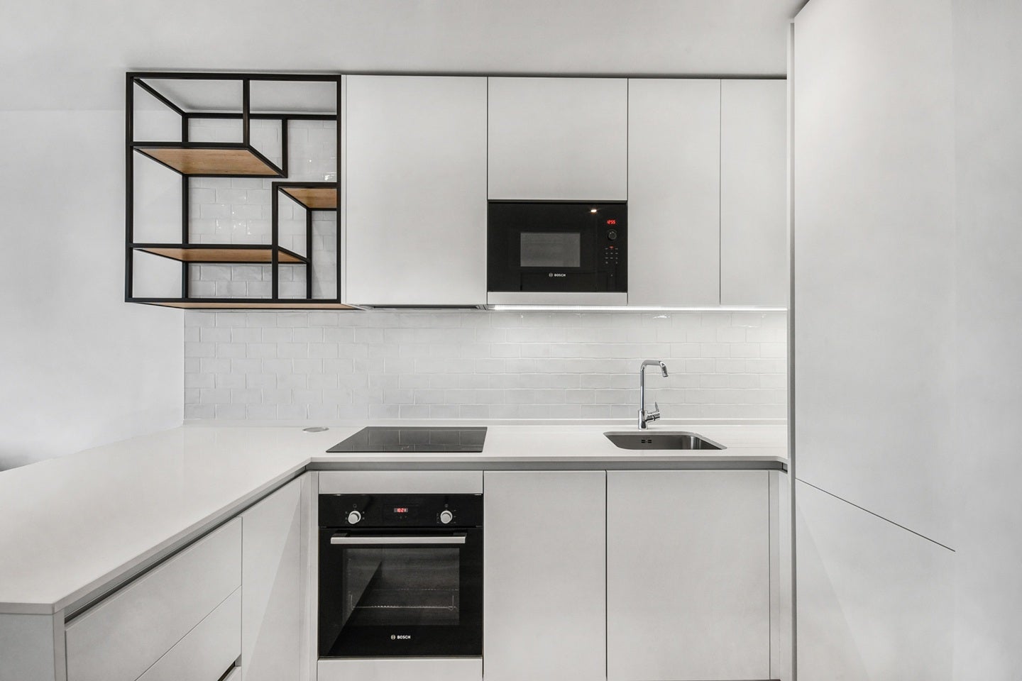 Flat Beresford Avenue in Greater London