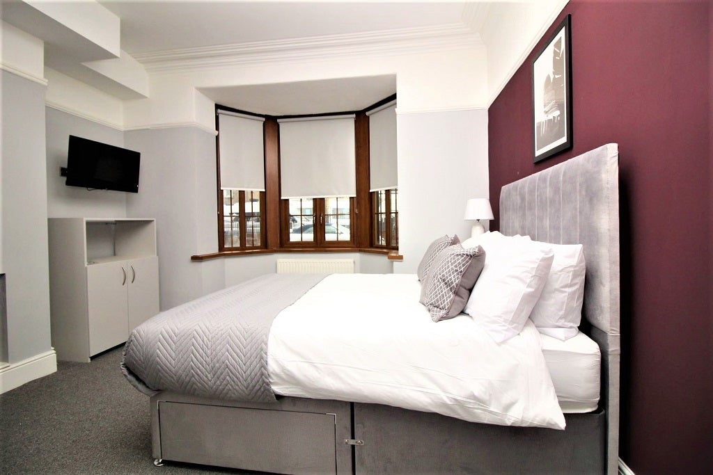 Room Pontefract Road in Cudworth