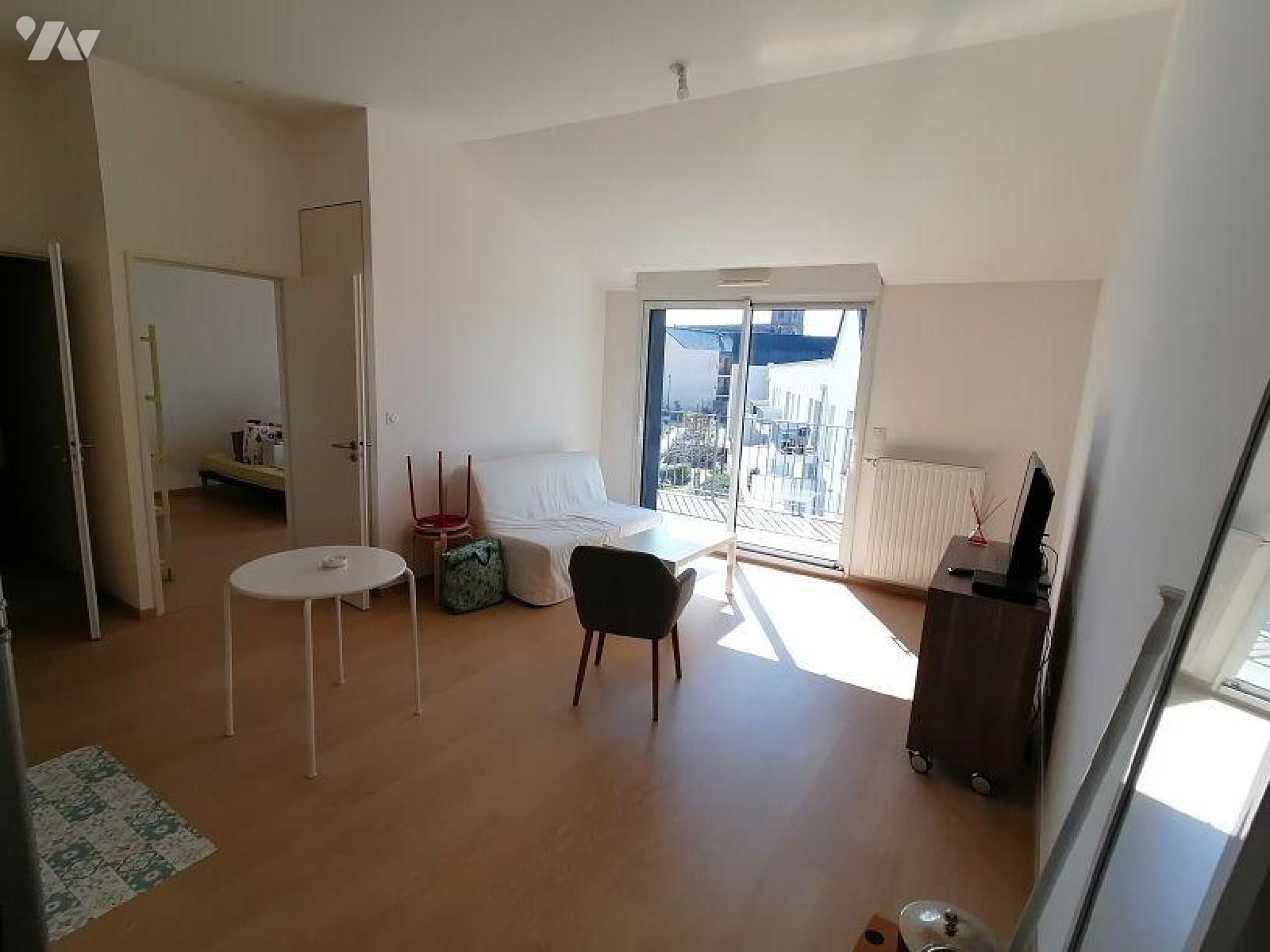 Flat Rue du Champ Mulon in Saint-Erblon