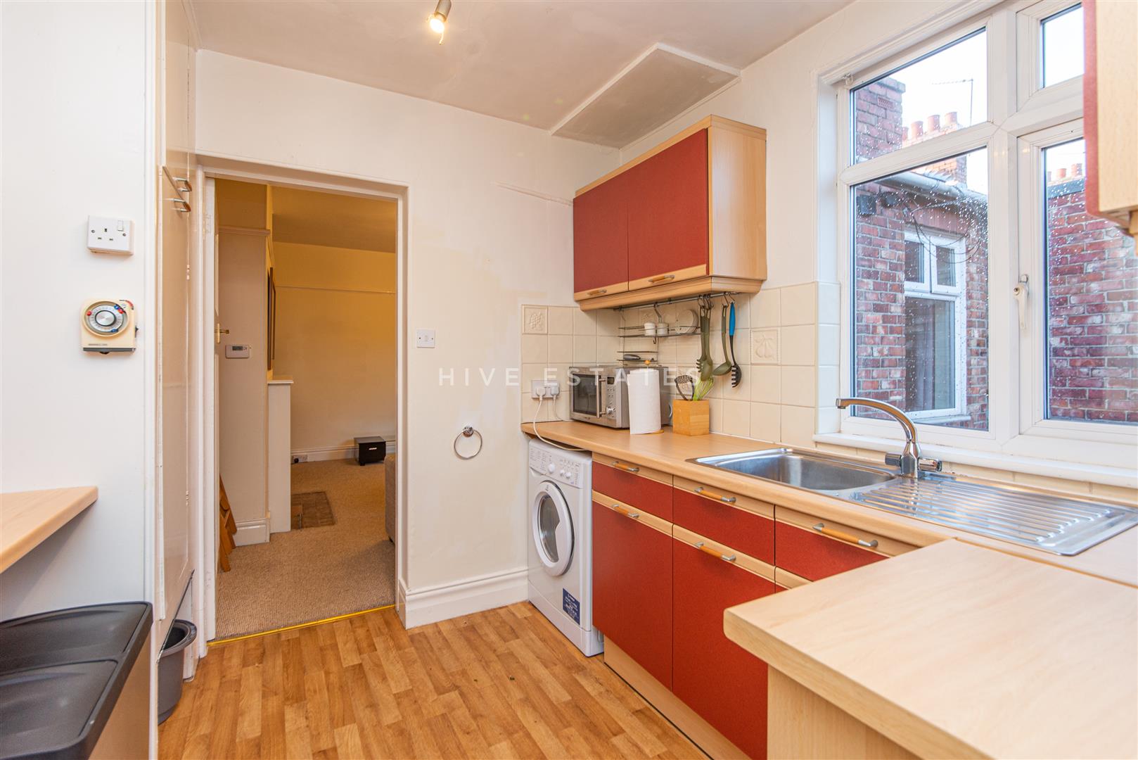 Flat Chillingham Road in Newcastle upon Tyne