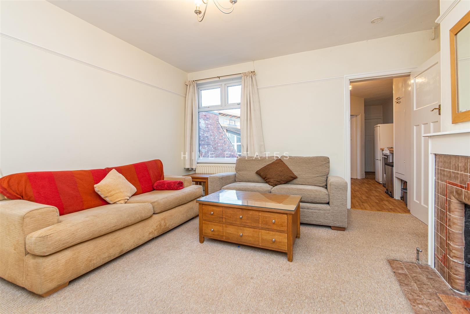 Flat Chillingham Road in Newcastle upon Tyne