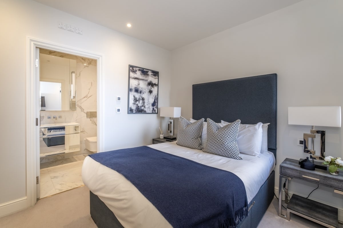 Flat King Street in Greater London