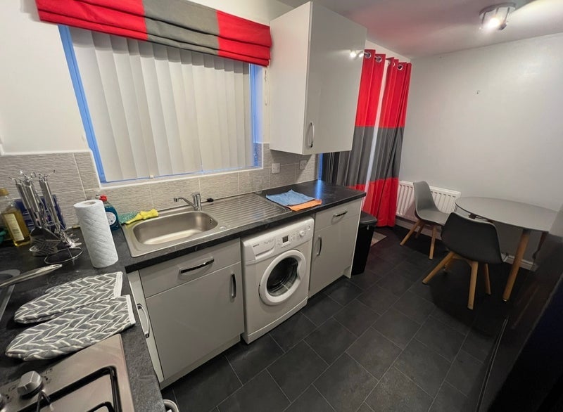 Room Kingsbridge Crescent in Middlesbrough