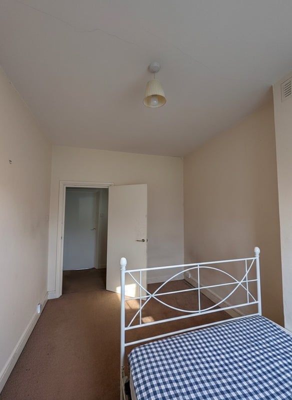 Room Pemberton Gardens in Greater London