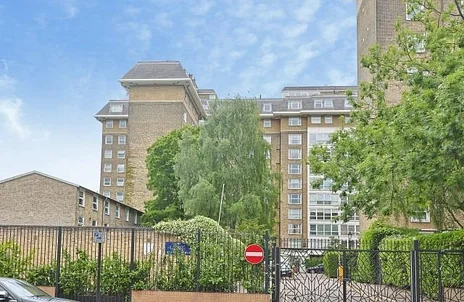 Flat St John's Wood Park in London
