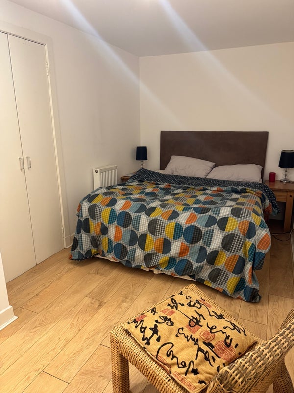 Flat Blenheim Place in City of Edinburgh
