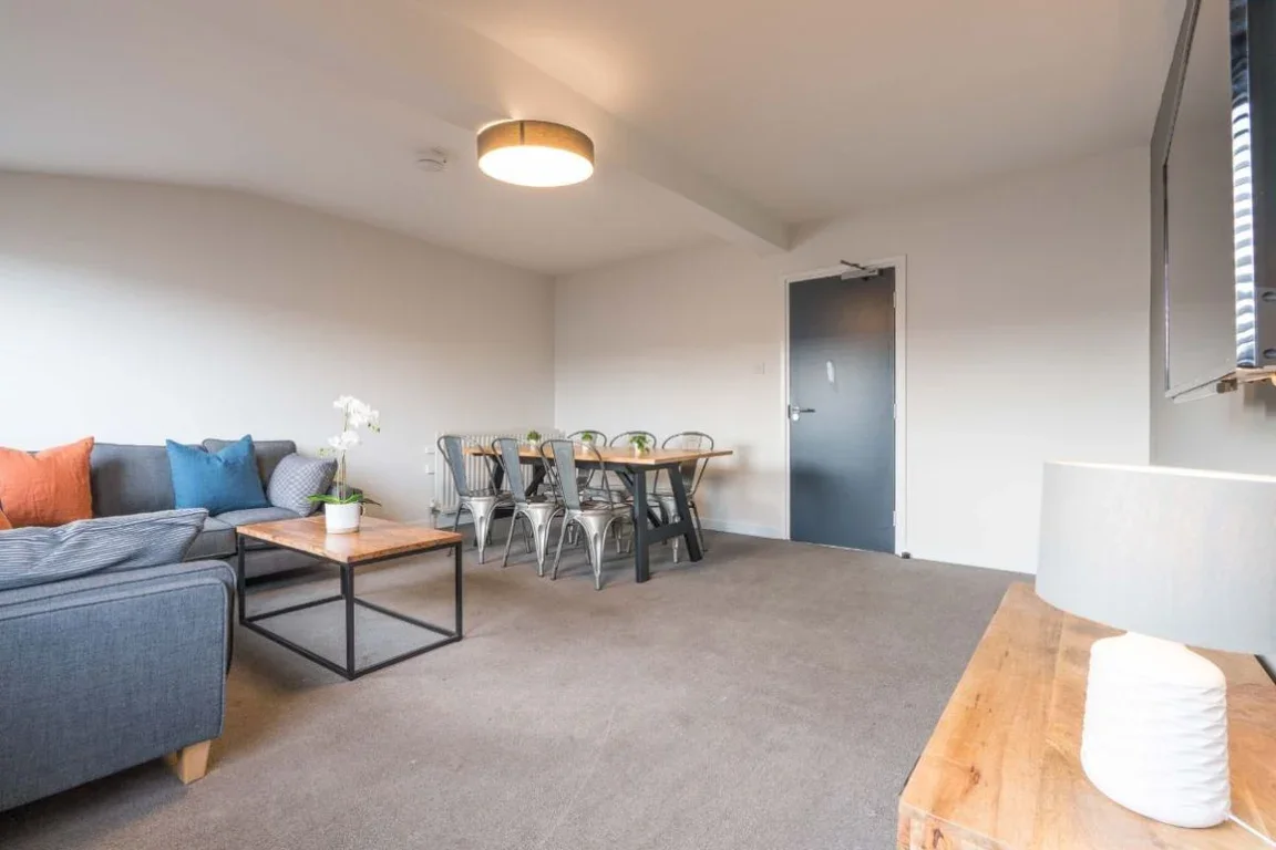 Flat Mistletoe Road in Newcastle upon Tyne