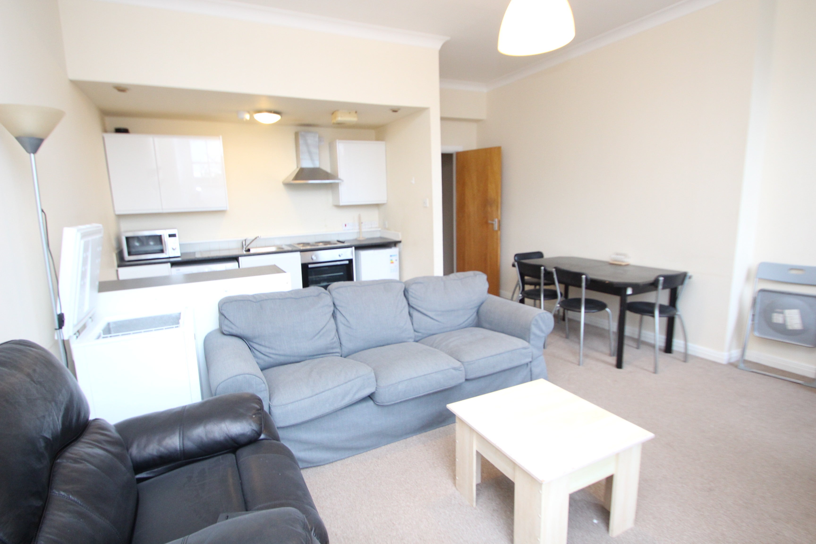Flat Candleriggs in Glasgow