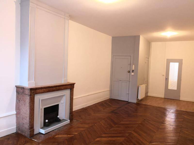 Flat Rue Carnot in Mâcon