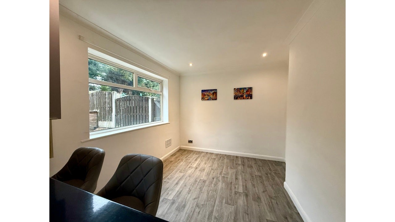 House Garforth Drive in Wakefield
