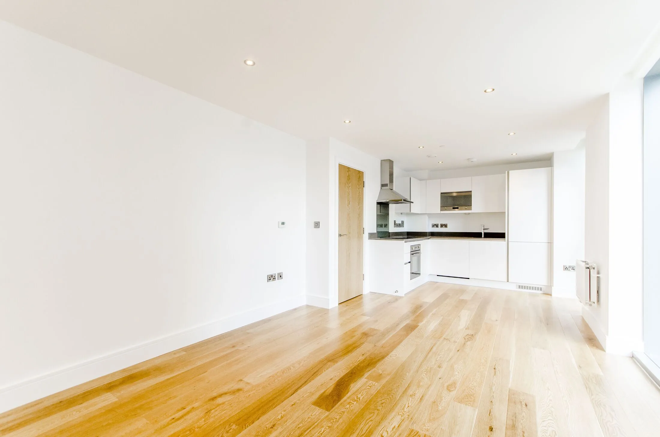 Flat Uxbridge Road in Greater London