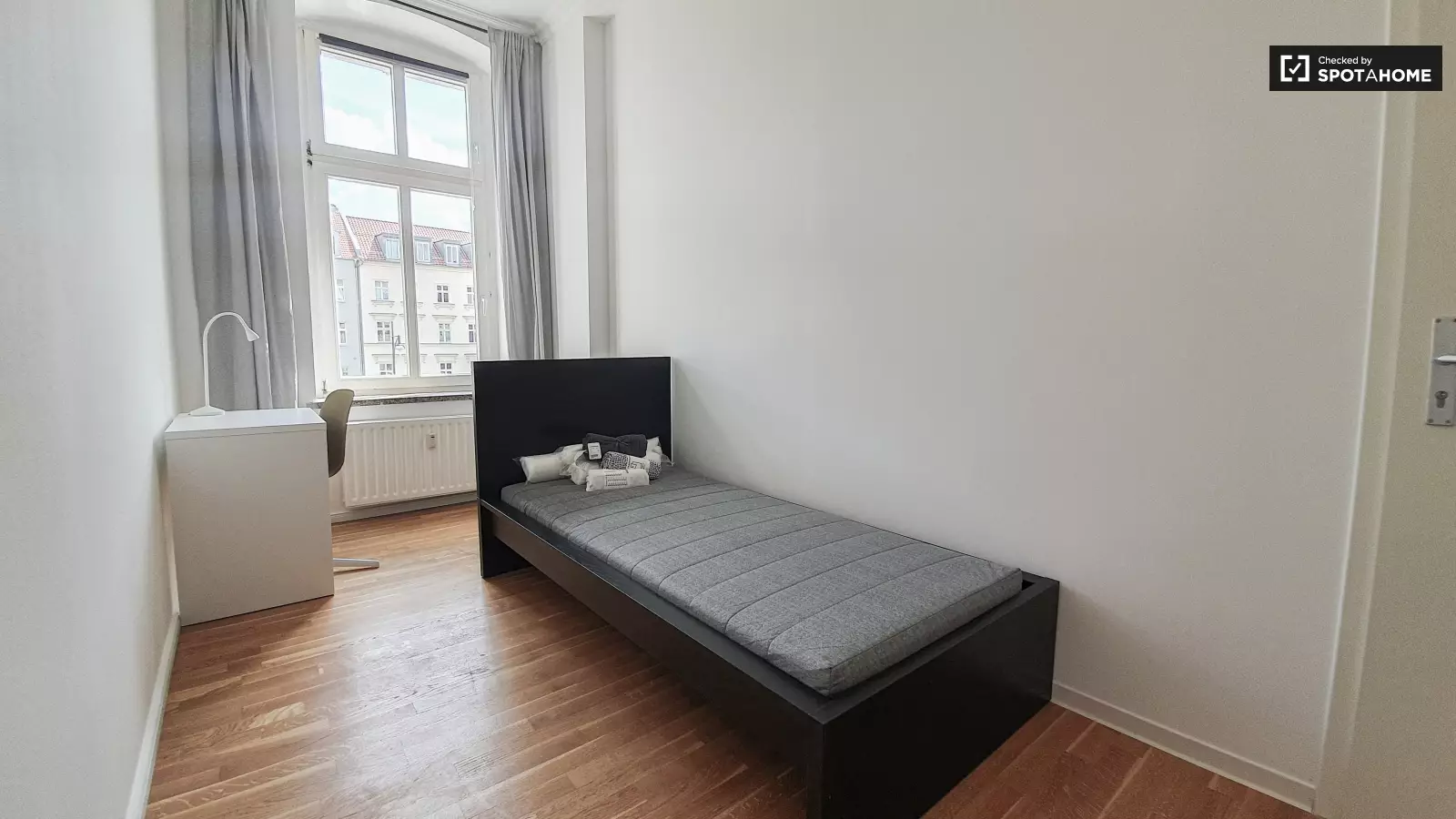 Wohnung Schönfließer Straße in Berlin