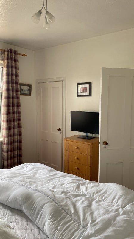 Room Balgreen Road in City of Edinburgh