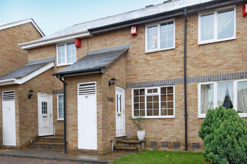Room Midship Close in Greater London