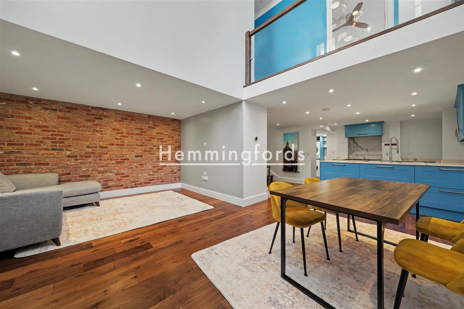 Flat Graham Street in Greater London