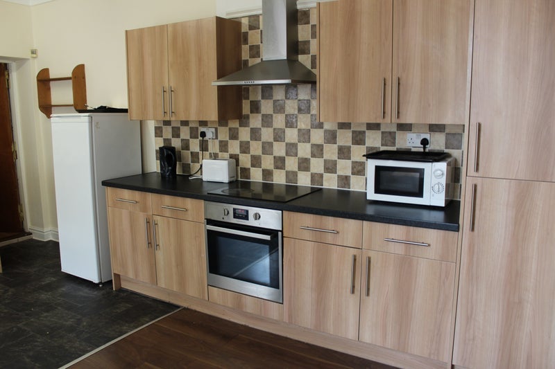 Room Beaconsfield Road in Litherland