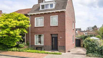 Huis Titus Brandsmastraat 58 in Brunssum