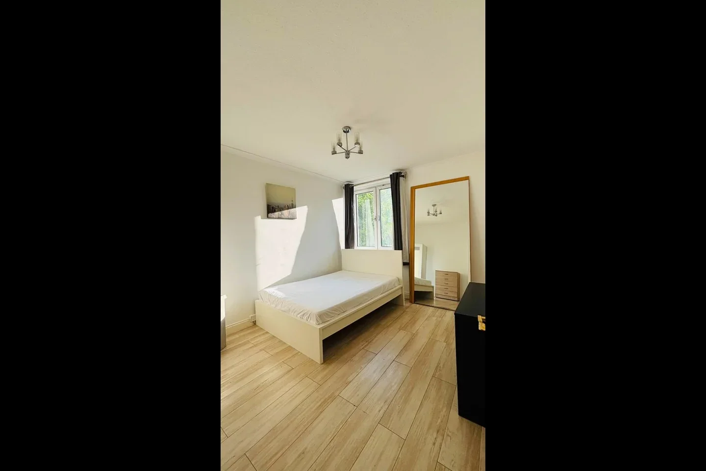 Flat Harrington Street in Greater London
