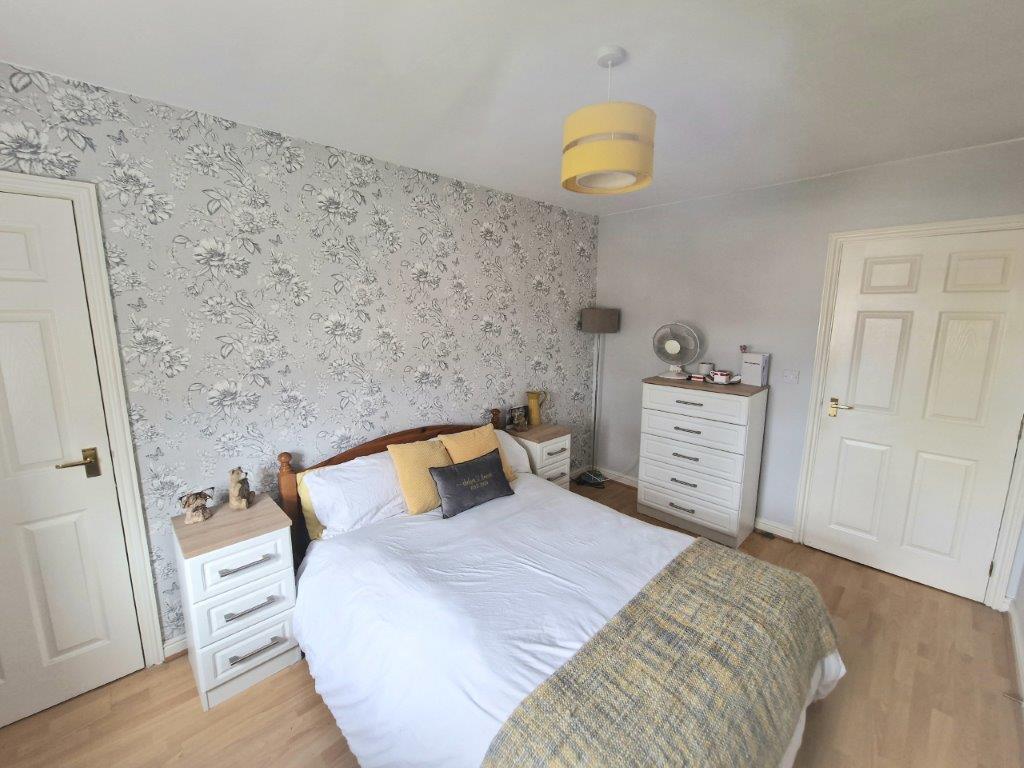 Flat Ratcliffe Avenue in Birmingham