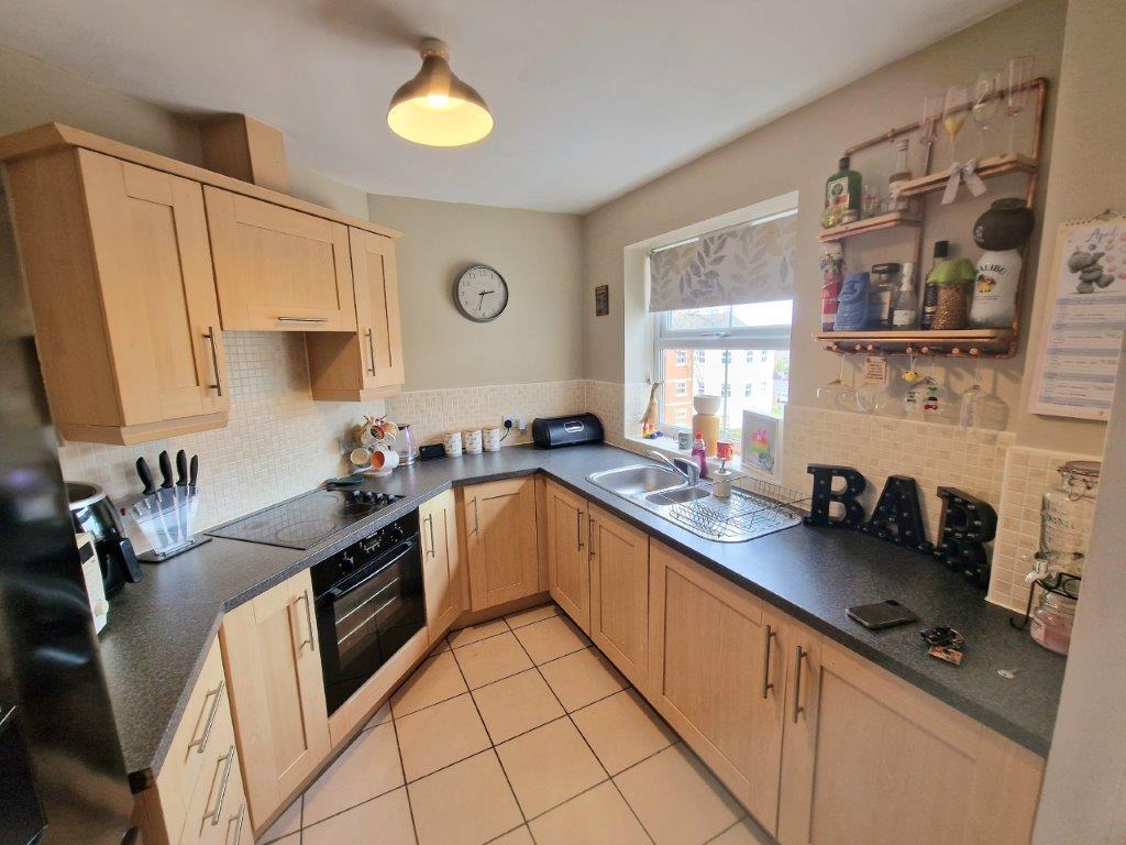 Flat Ratcliffe Avenue in Birmingham