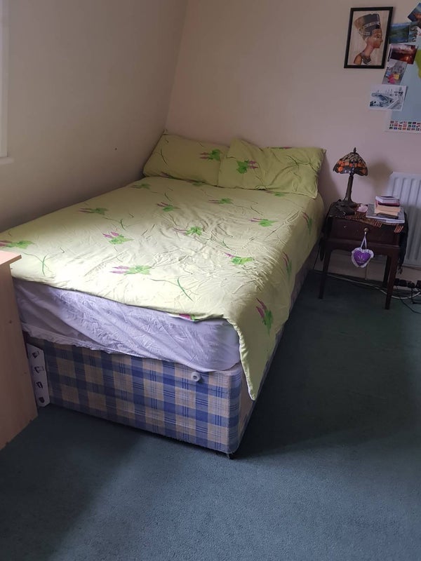 Room Hogarth Road in Greater London