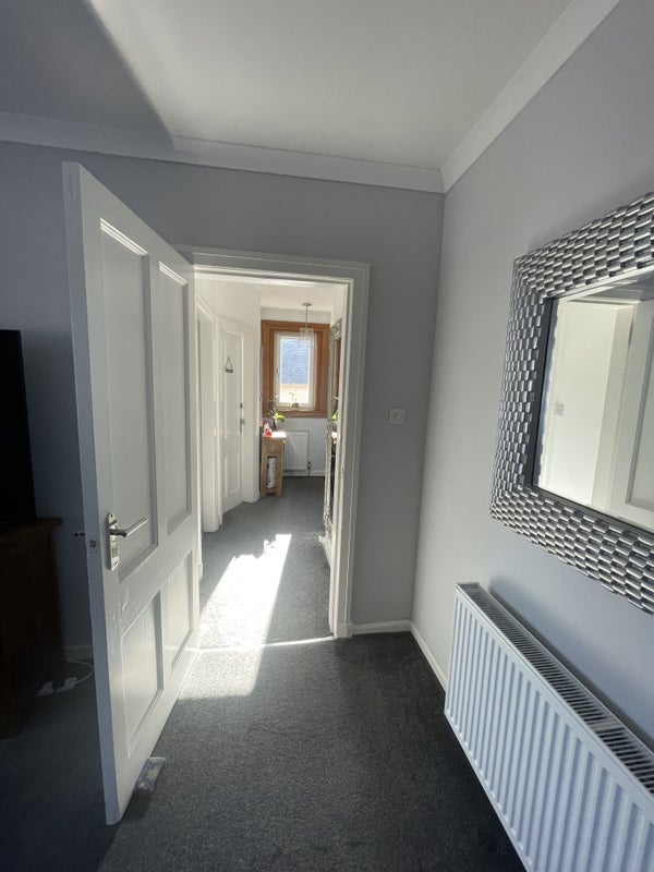 Flat Hopetoun Road in South Queensferry