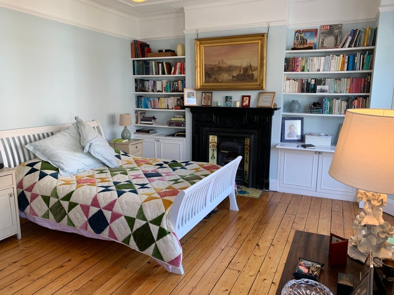 Room Norfolk House Road in Greater London