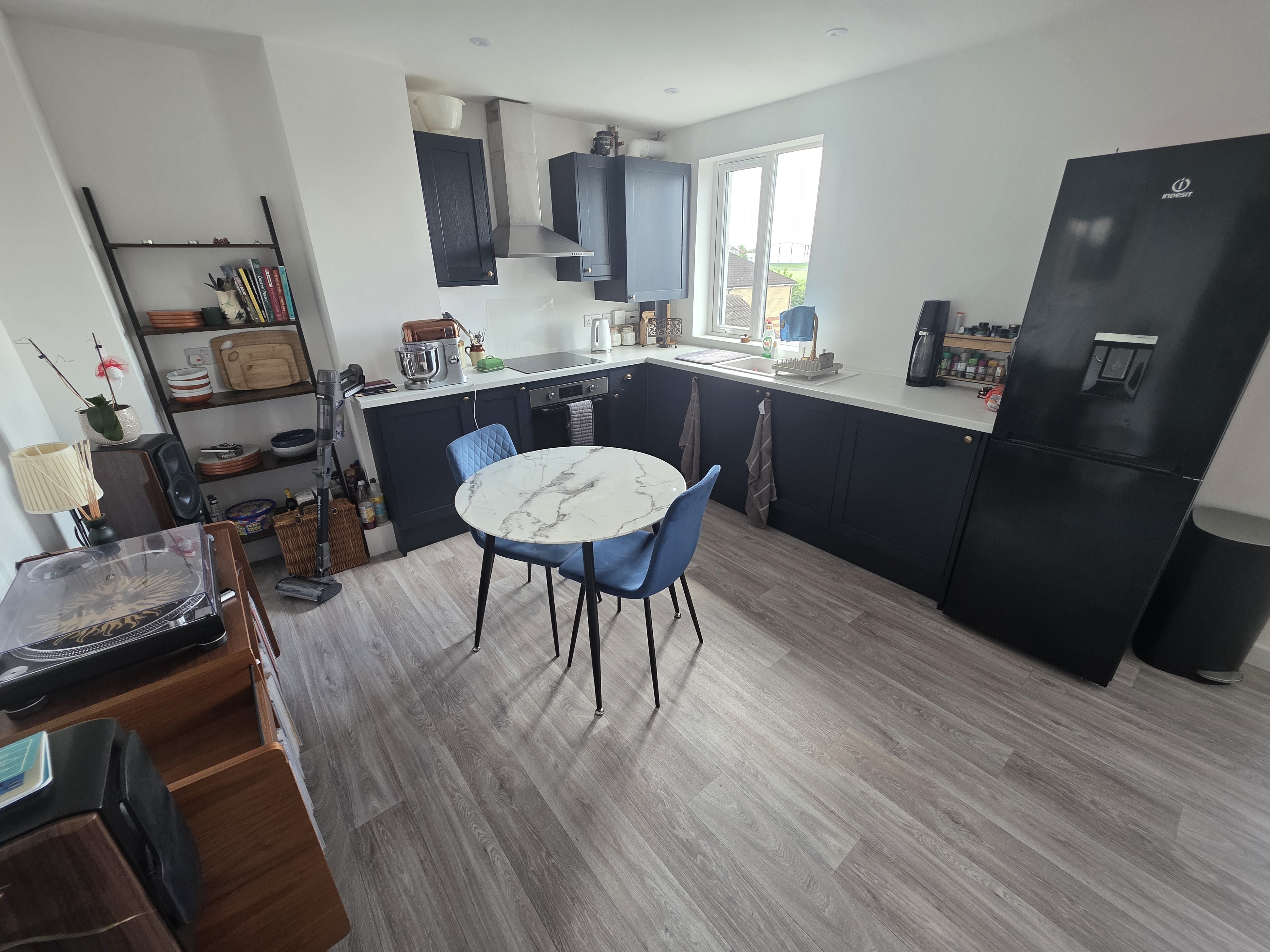 Flat Gloucester Road North in Bristol