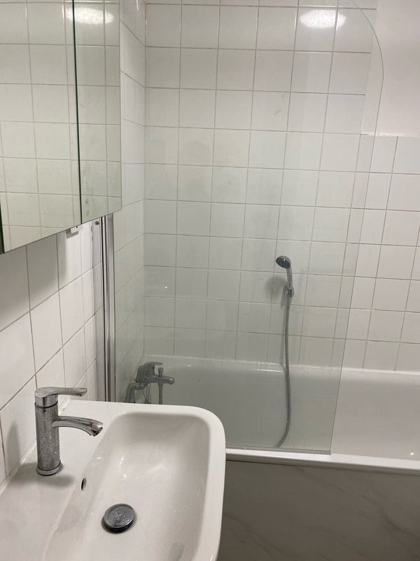 Room Haven Lane in Greater London