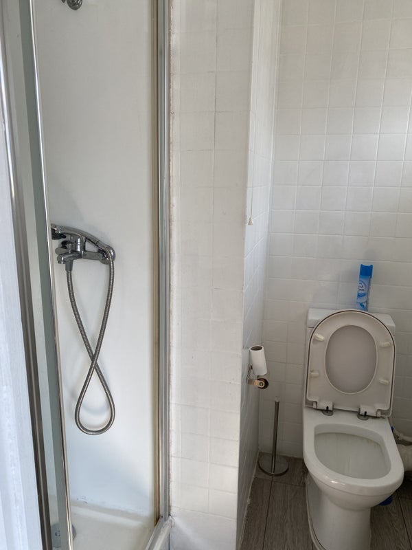 Room Haven Lane in Greater London