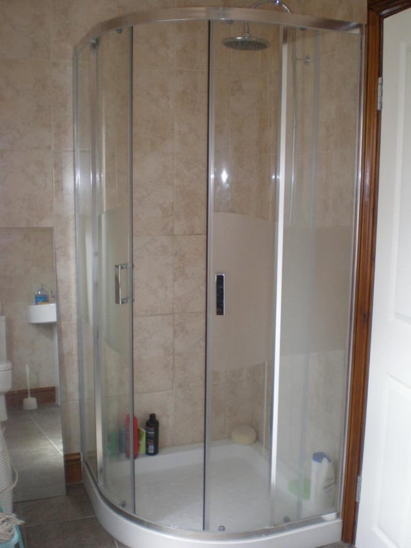 Room Langthorne Road in Greater London