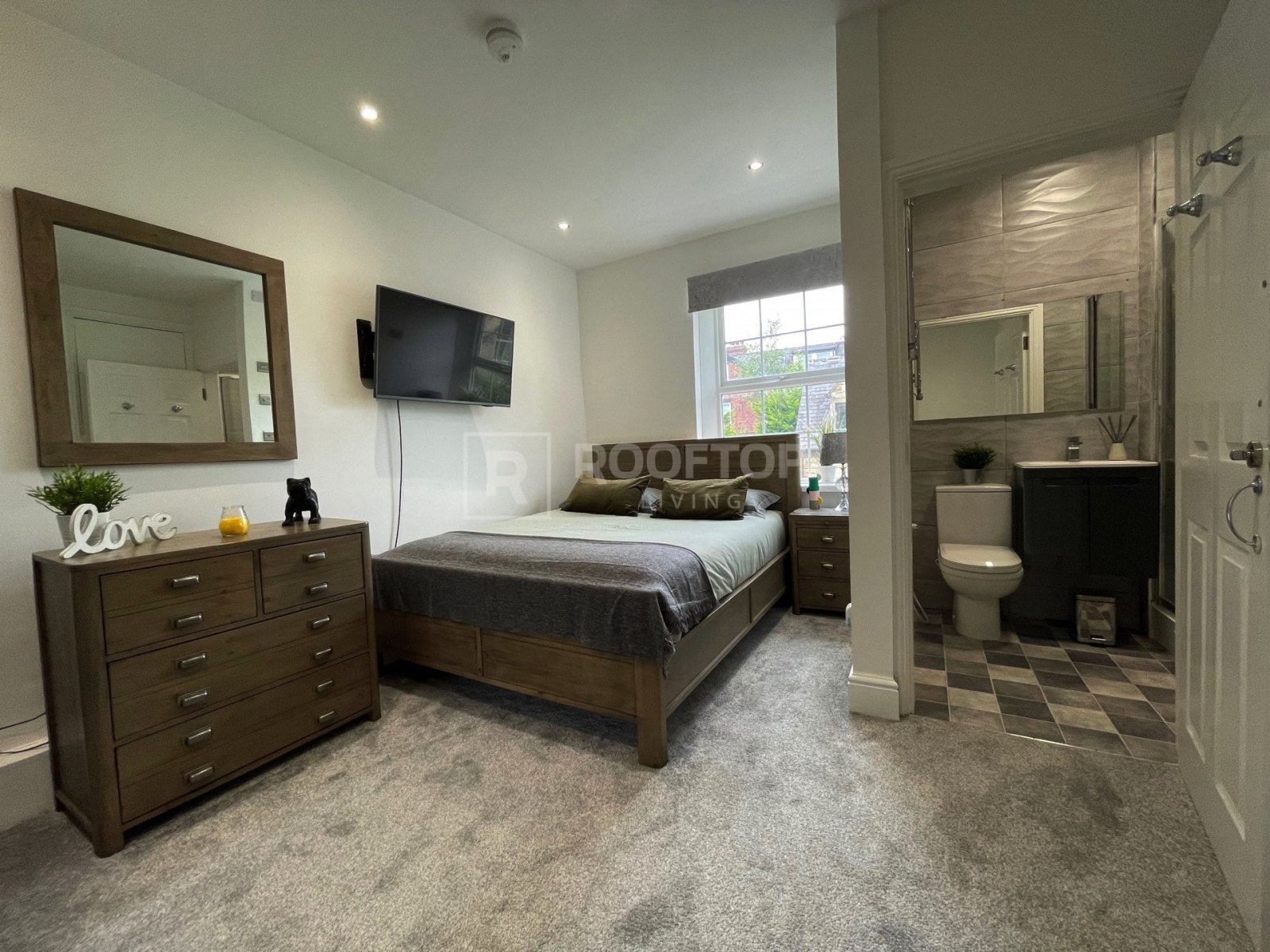 Flat Back Heathfield Terrace in Leeds