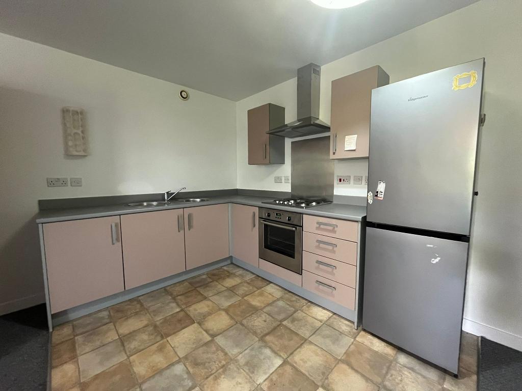 Flat Calderbeck Way in Manchester