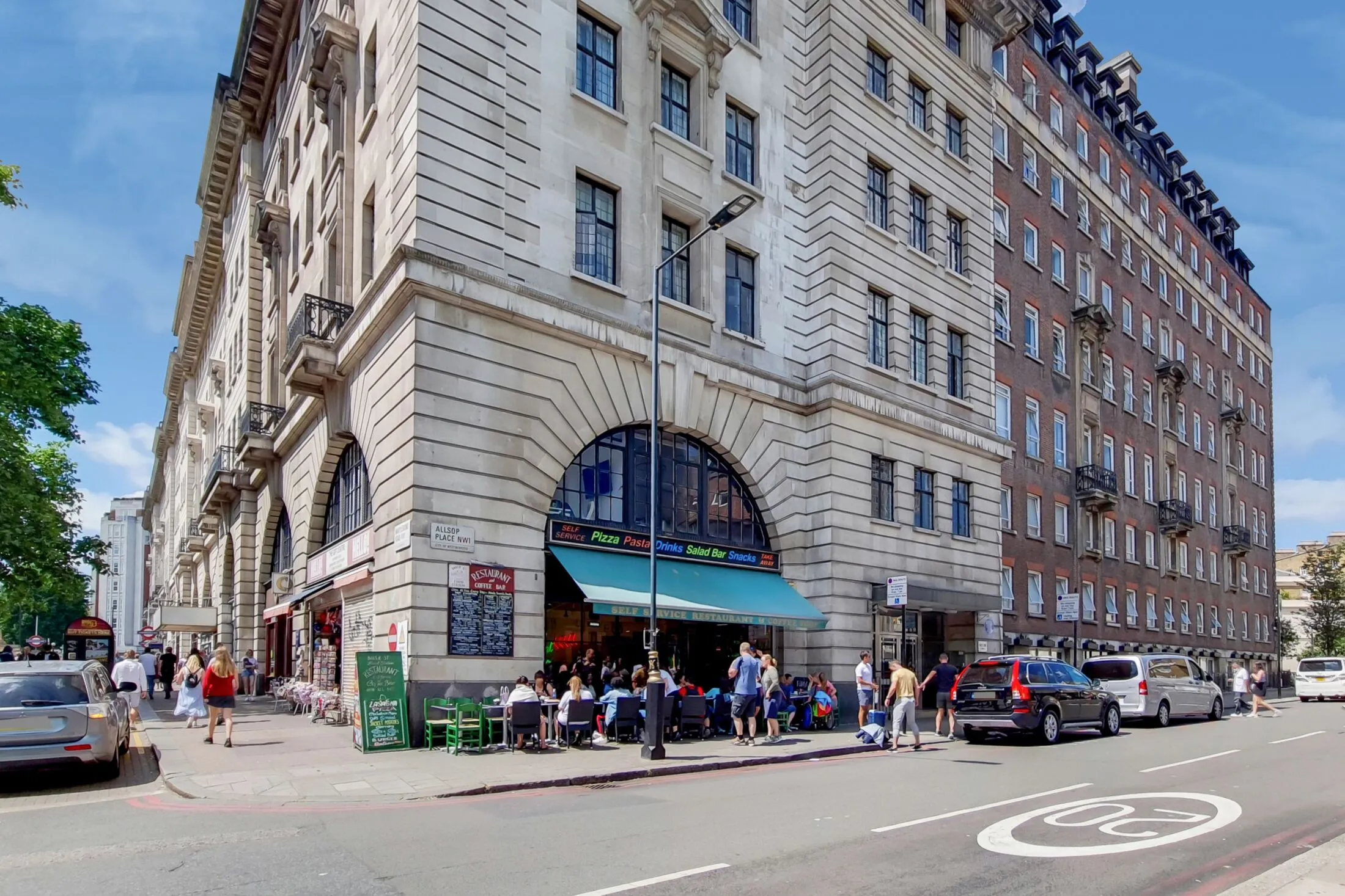 Flat Station Approach, Marylebone Road in City of Westminster