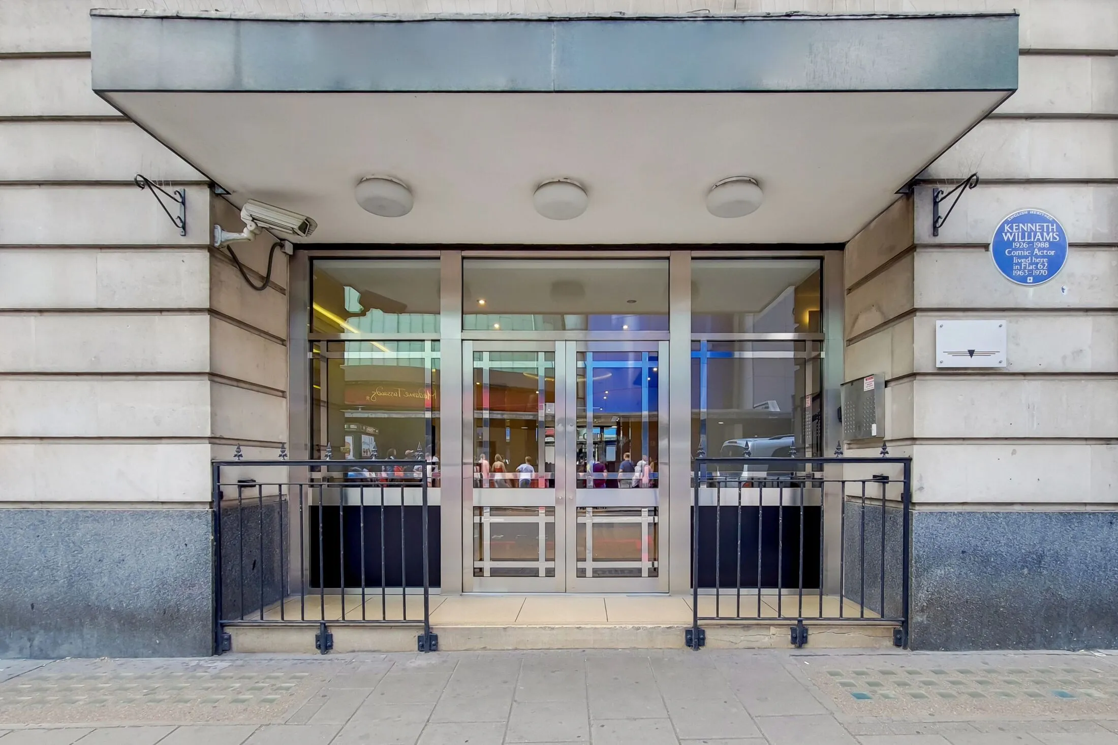 Flat Station Approach, Marylebone Road in City of Westminster