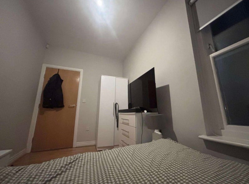 Room Upper Duke Street in Liverpool