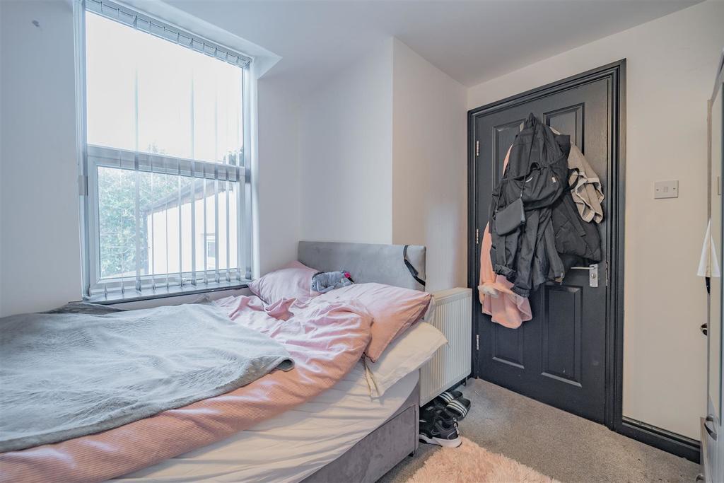 Flat Dawlish Road in Birmingham
