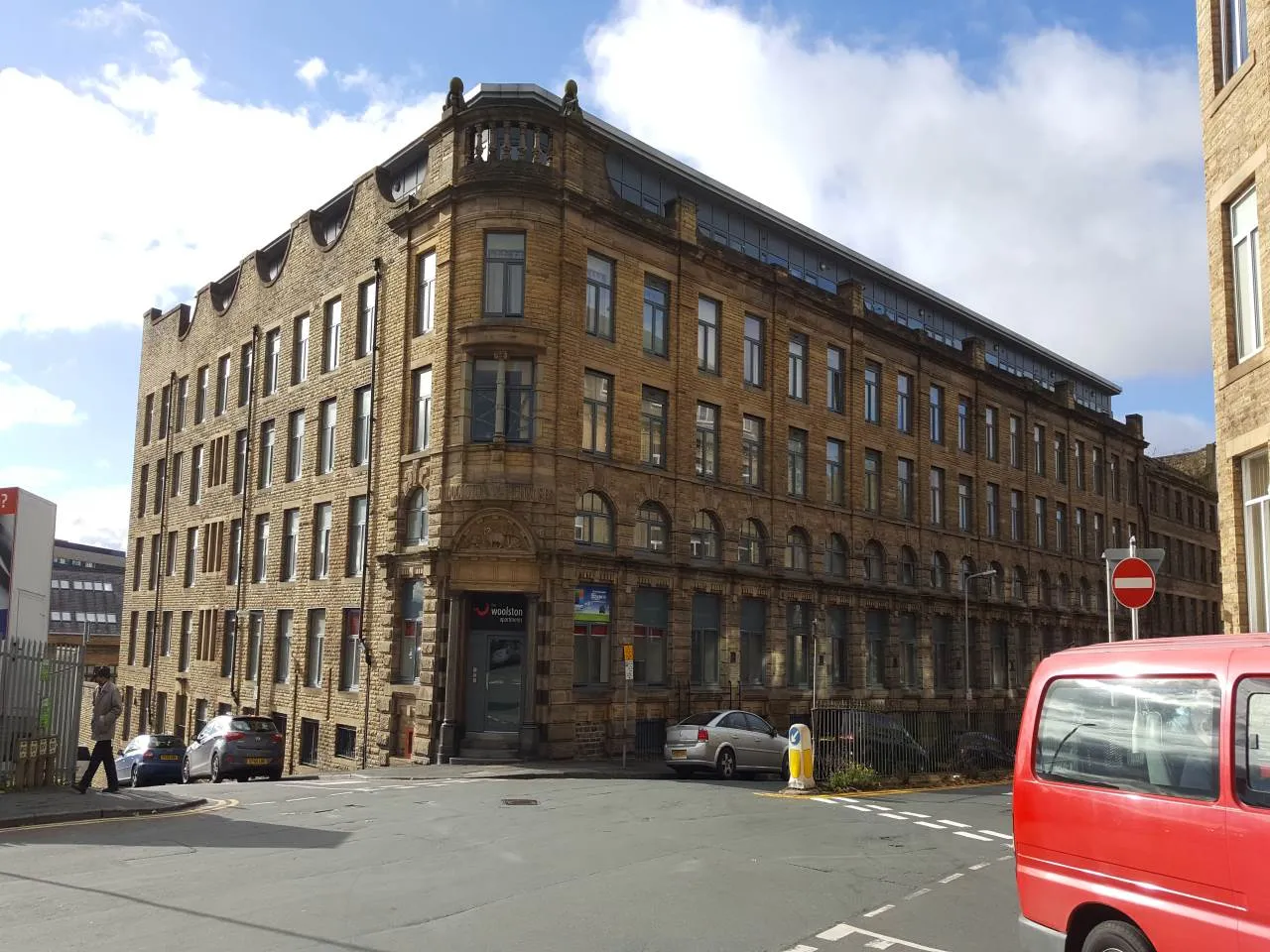 Flat Grattan Road in Bradford