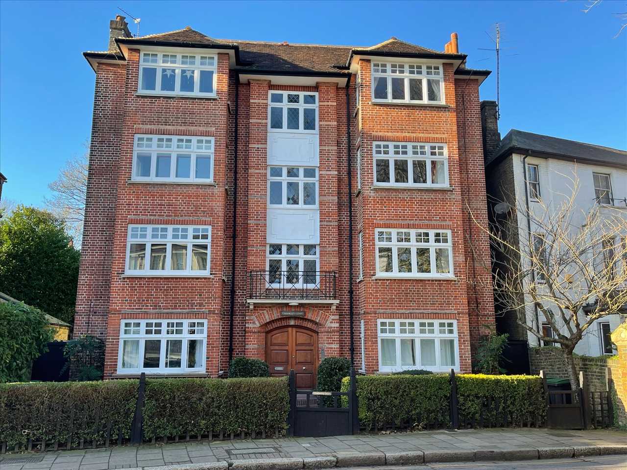 Flat Southwood Lane in Greater London